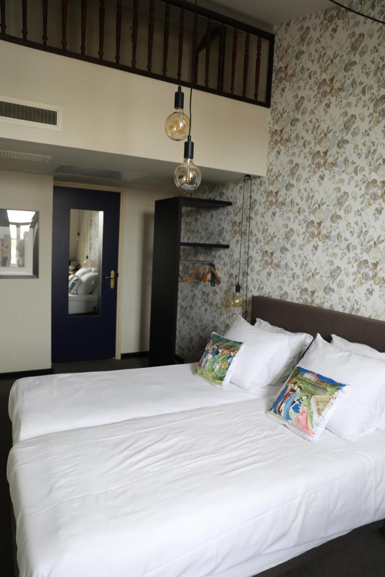 Hotel Courage Nijmegen Ngoại thất bức ảnh