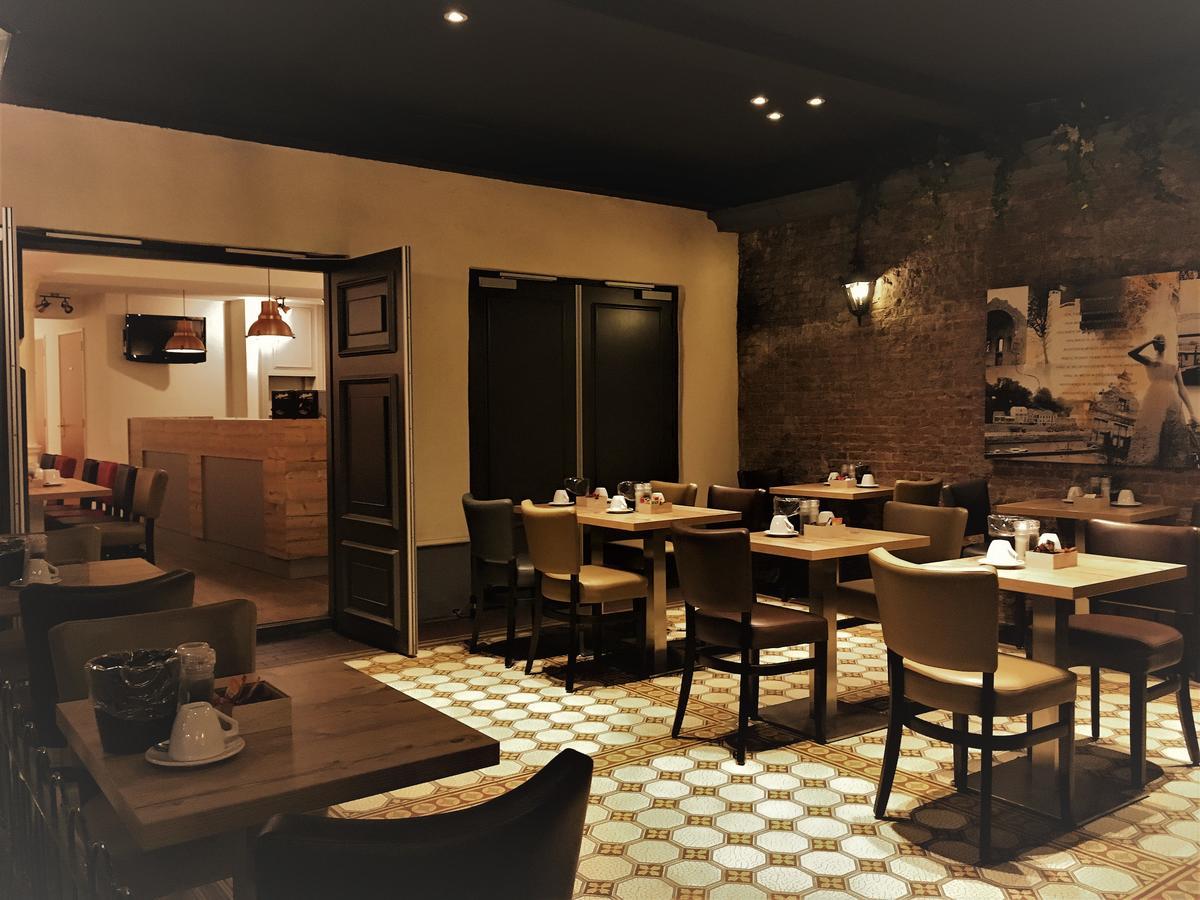 Hotel Courage Nijmegen Ngoại thất bức ảnh